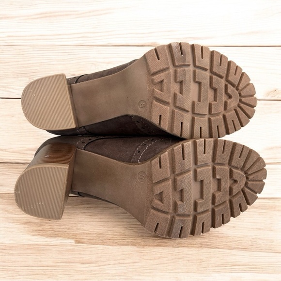 Sophie17 Olive Suede Lace-Up Chunky Heel Oxford Booties, Sz 8 - Picture 5 of 5